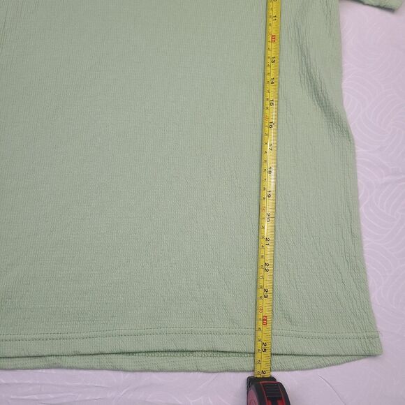 Sara Morgan mint green ribbed knit Short Sleeve top, likely a silk and rayon - Picture 2 of 4
